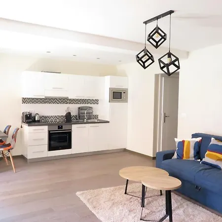Design Maxim & Luna Apartment