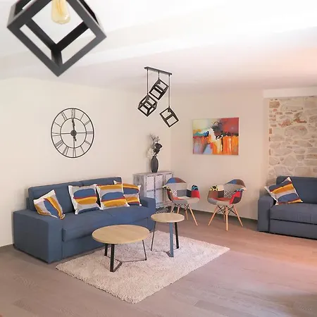 Apartment Design Maxim & Luna